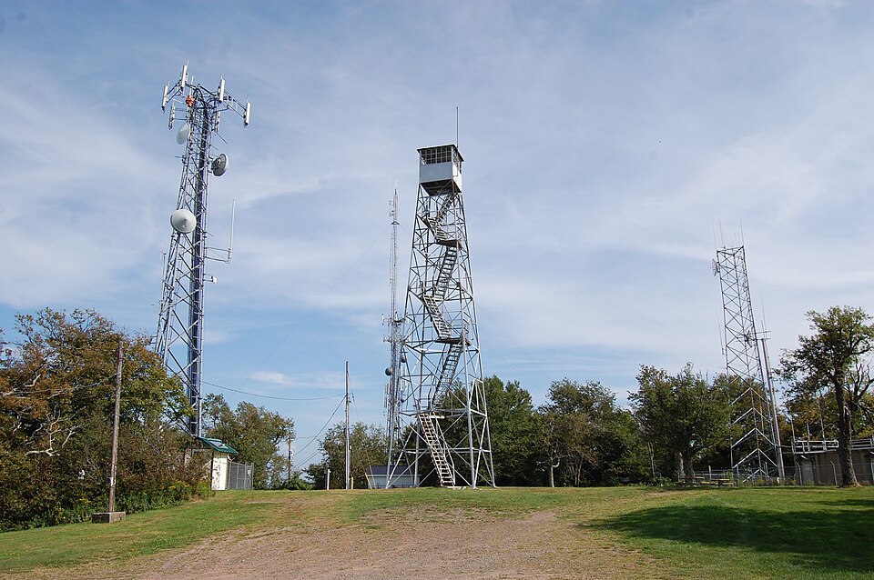 The Mount Utsayantha fire tower